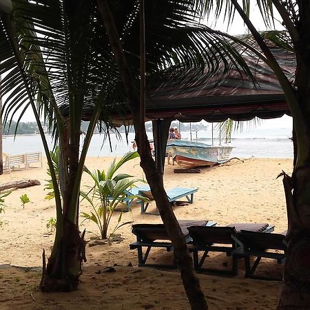 Sea Song Bed & Breakfast Unawatuna Eksteriør bilde