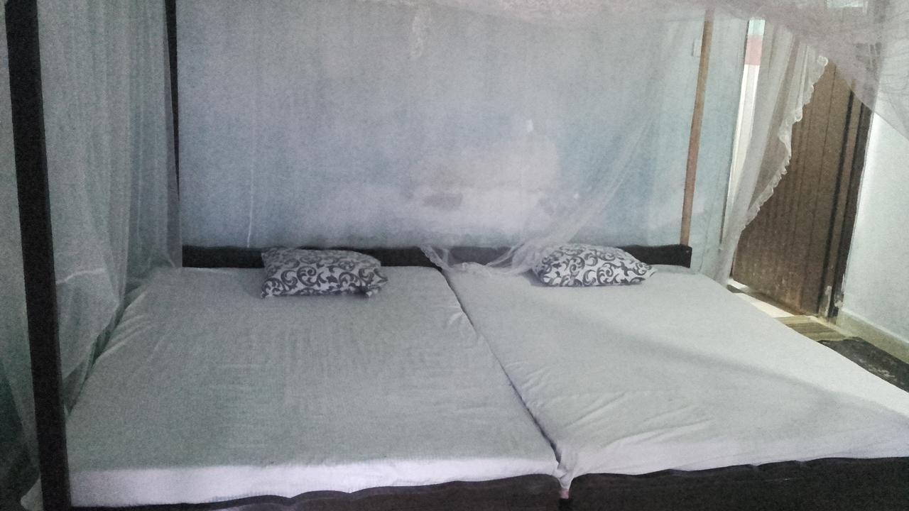 Sea Song Bed & Breakfast Unawatuna Eksteriør bilde